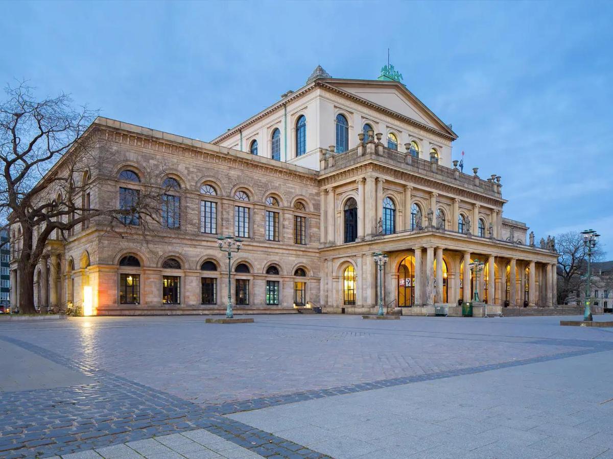 Apartment Modernes In Lage Komfortabel Eingerichtet Mit Arbeitsplatz Und Kueche - Geibelsuite *